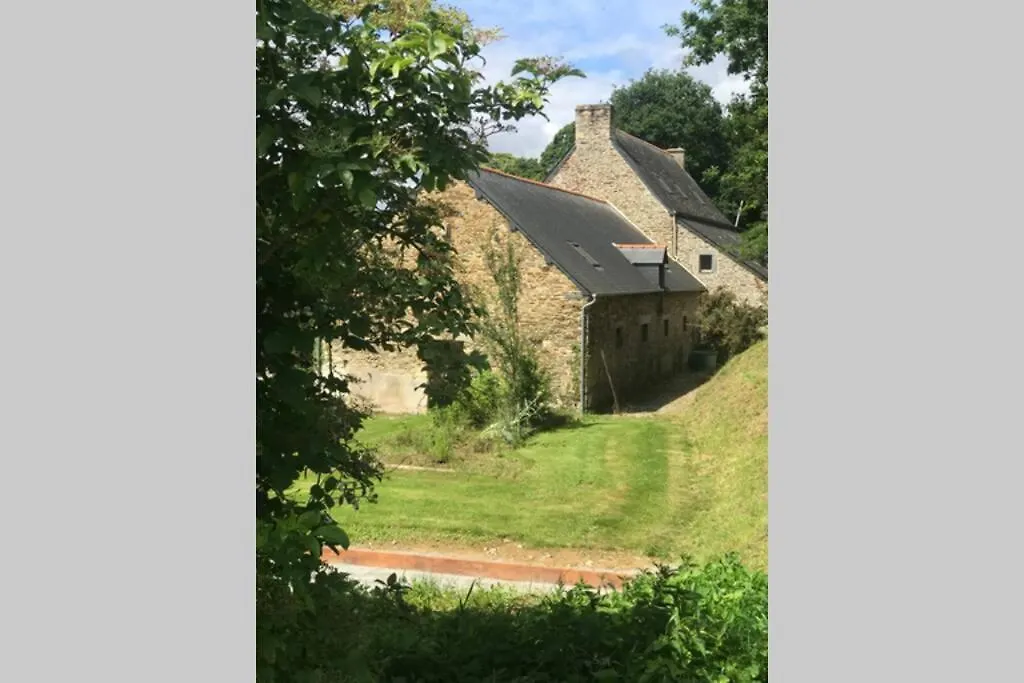 La Lande Du Rest - Le Quillio Magnifique Ancienne Ferme De Notables Avec Piscine Chauffee Villa France